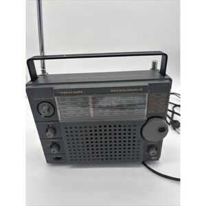 Vintage Radio Shack Realistic, Patrol Man Five‎ Portable Radio. Working